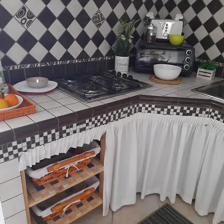 M&j - - La Muddizza - Free Wi-fi Apartment