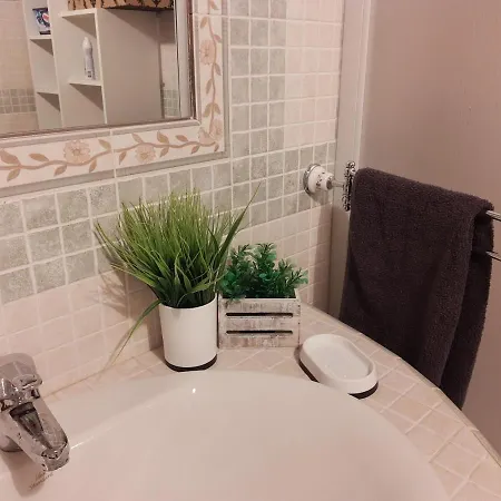 M&j - - La Muddizza - Free Wi-fi Apartment